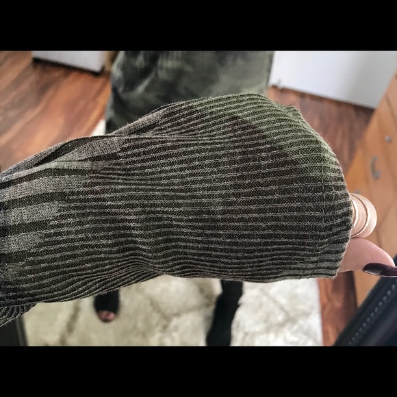 🆕 LAST 1 | EVE Ribbed Camo LS Top - Picture 3 of 7